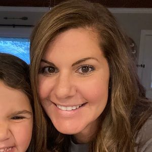 Meet your Posher, Lacie